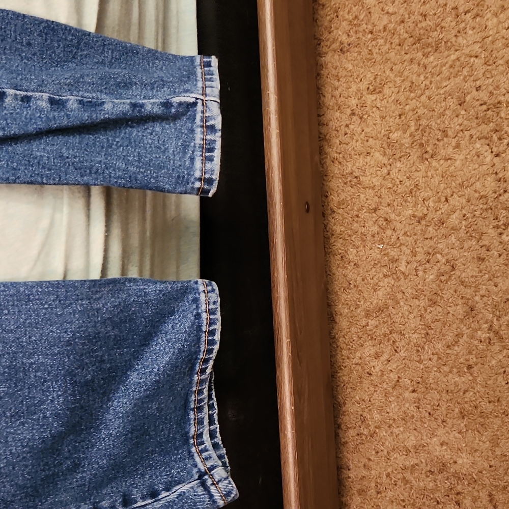 Jeans - Picture 3 of 3